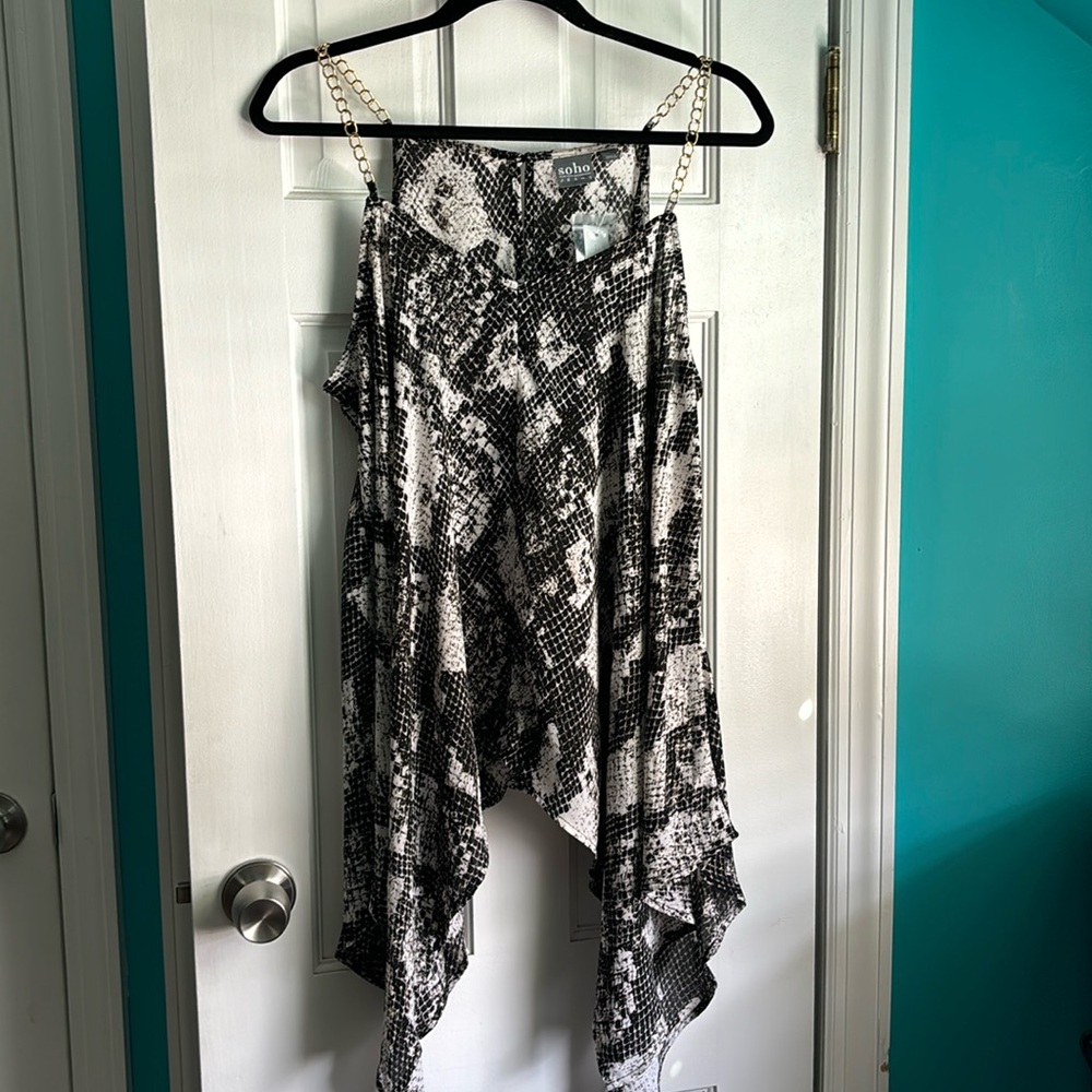 New York & Co. Black print top